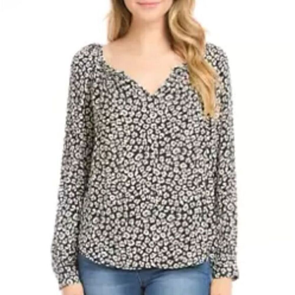 Karen Kane Black White Floral Print Pheasant Top